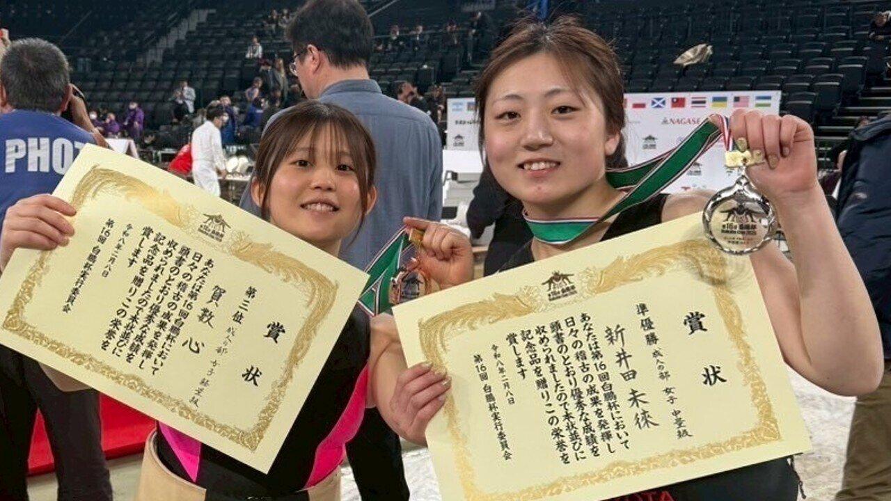 左 軽量級 賀數心選手 右 中量級 新井田未徠選手  