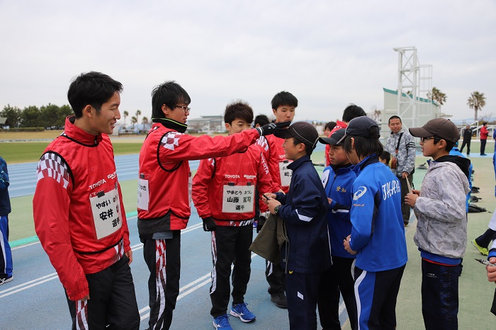 田原陸上19サイン会田中.JPG