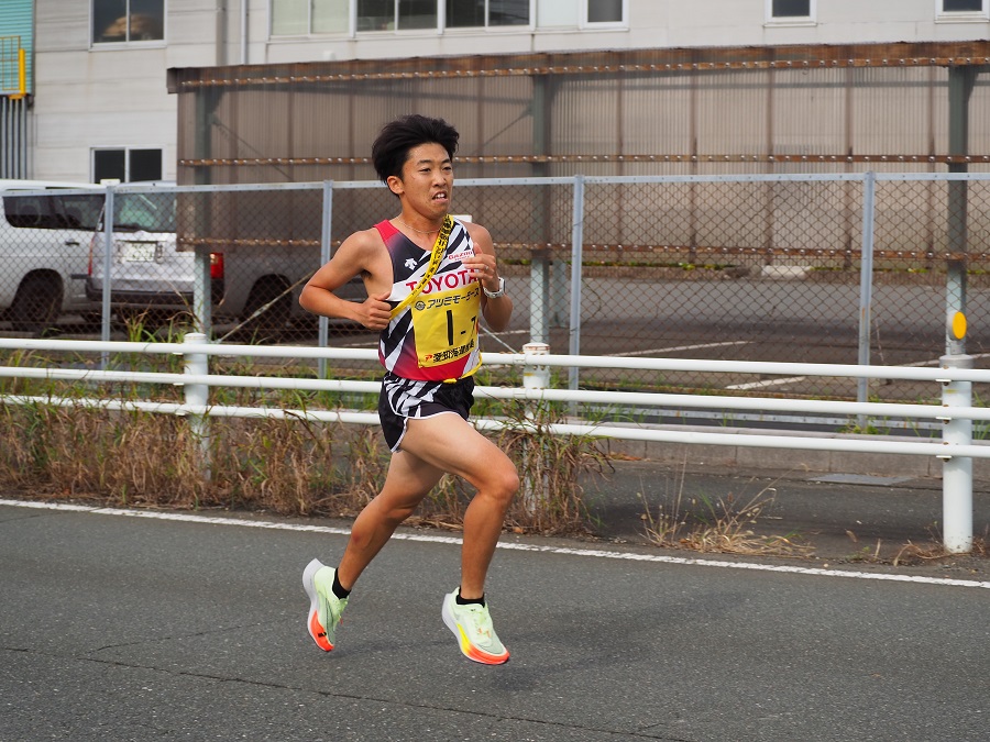 21中部駅伝山藤.JPG